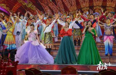 点赞！大鹏本土音乐人郑海燕压轴亮相央视元宵晚会 点亮文艺创作新火花